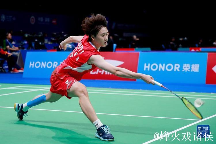 陈雨菲逆袭成功，中国队晋级决赛